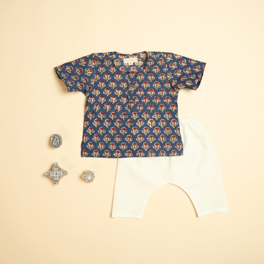 Navya - Unisex kurta Pajama Set - Image 3