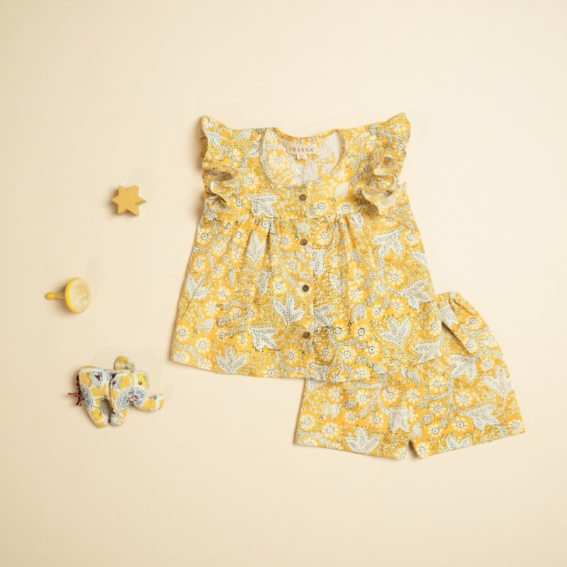 Daffodil Dreams - Girl Shirt Shorts Set