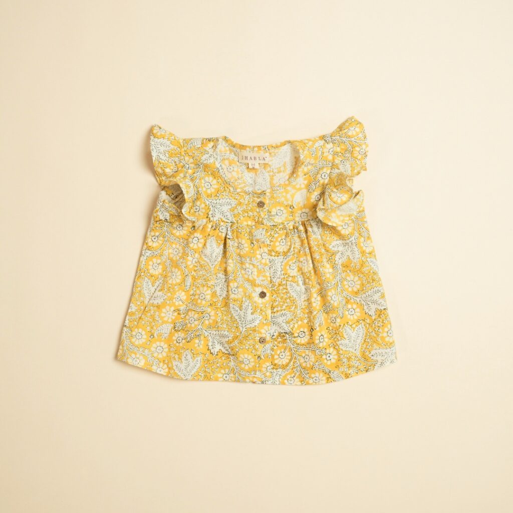 Daffodil Dreams - Girl Shirt Shorts Set - Image 4